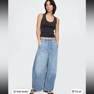 ￼ Gap Women's Mid Rise UltraSoft Easy Horseshoe Jeans